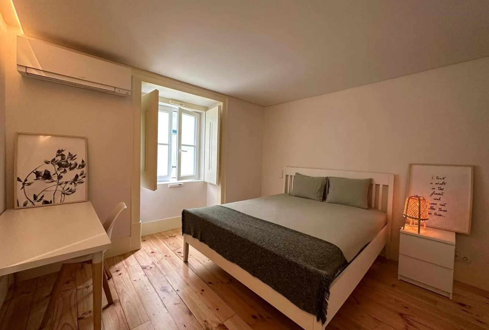 Апартаменты Apartamento Familiar Douradores Лиссабон