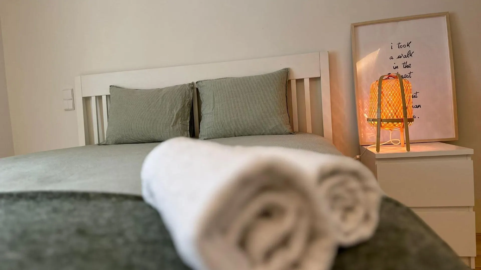 Апартаменты Apartamento Familiar Douradores Лиссабон